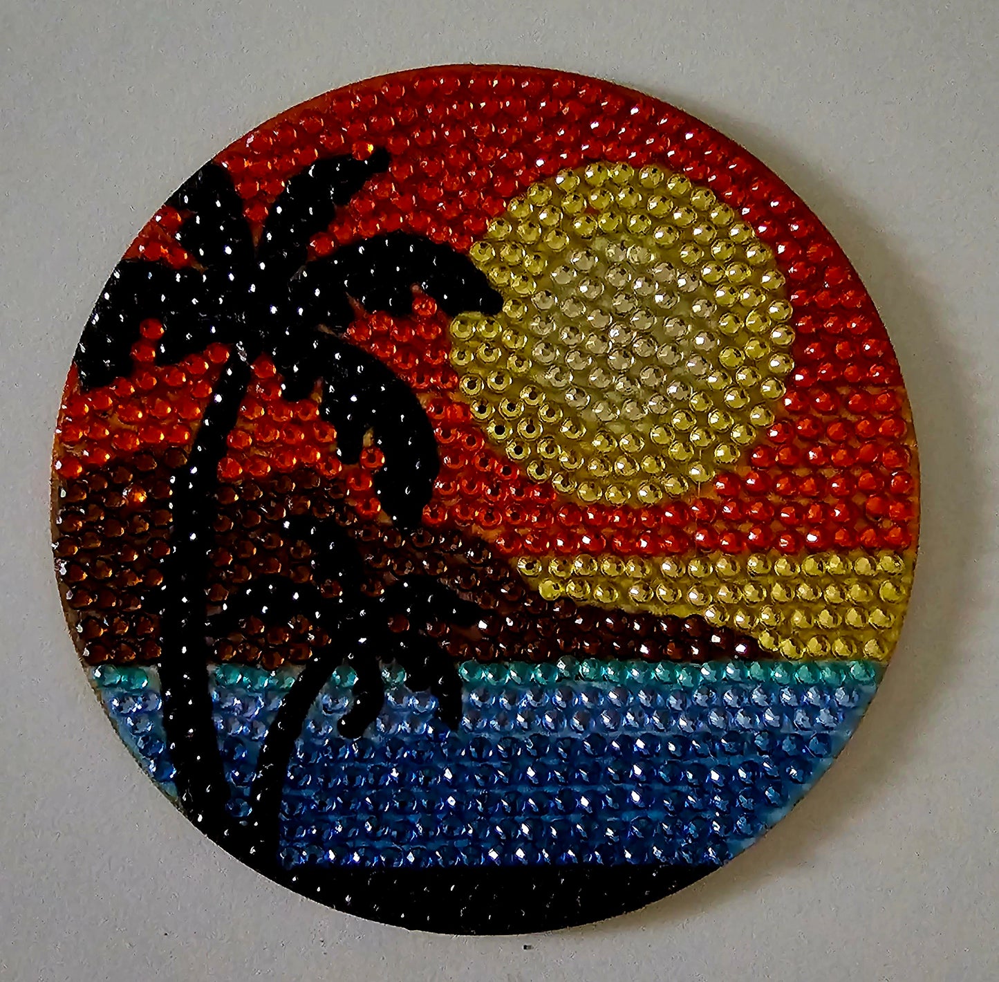 Retro vintage-style coasters - Red palms