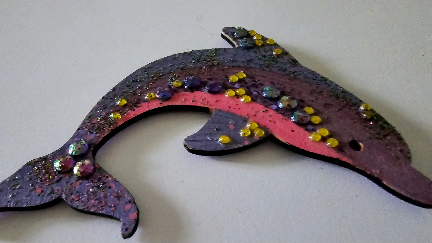 Wooden handmade fridge magnets - Wild (and free) dolphins