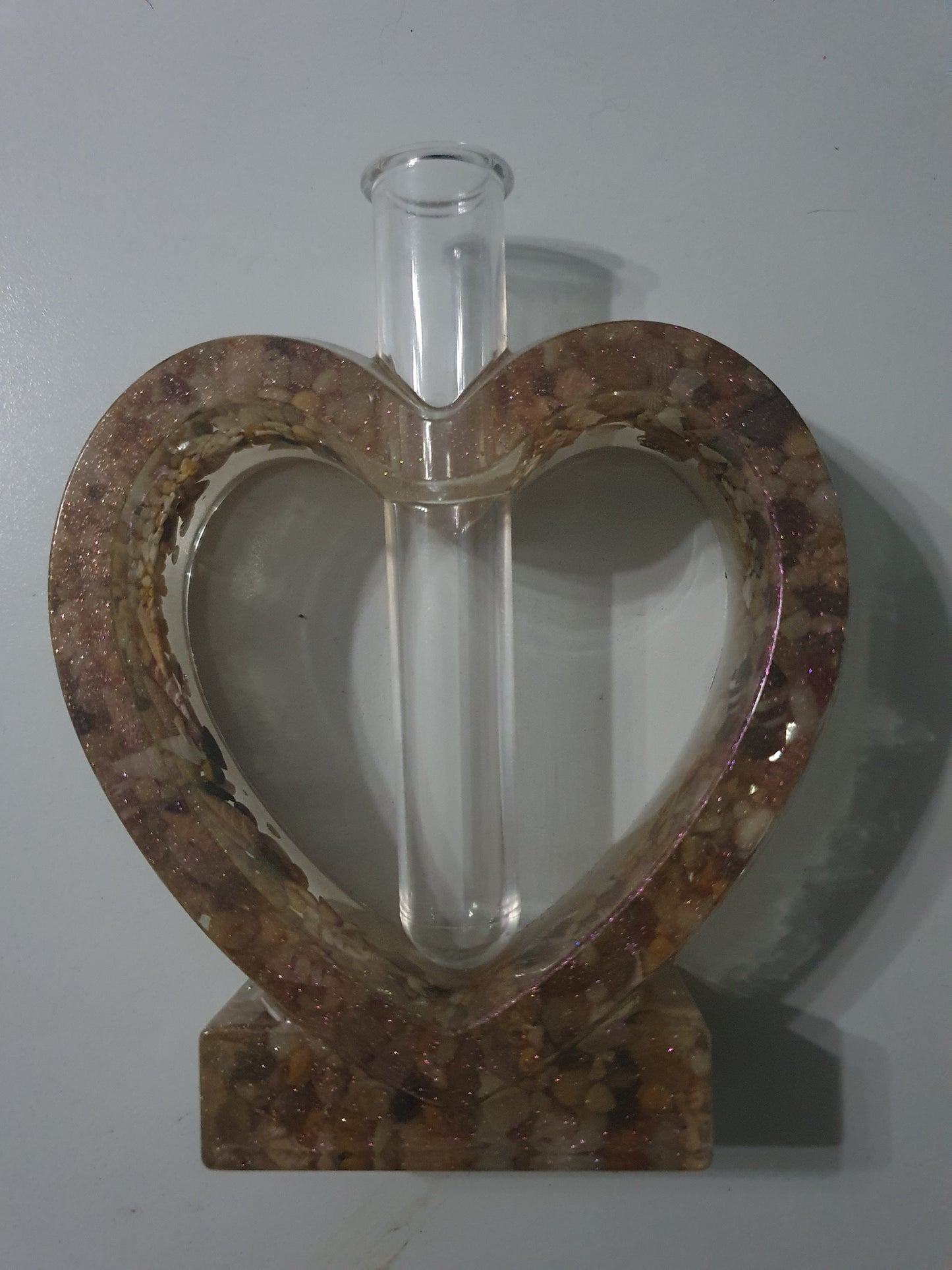 Heart shaped vase/plant propagation vase with seashell inlay