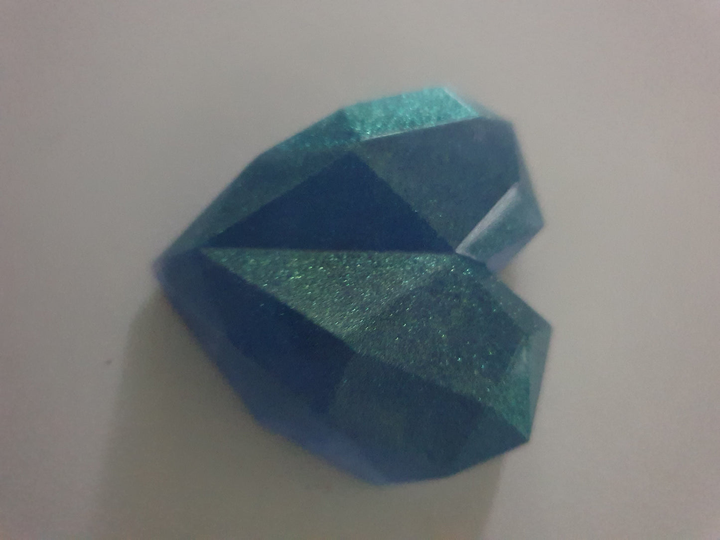 Geometric heart magnets in ocean tones