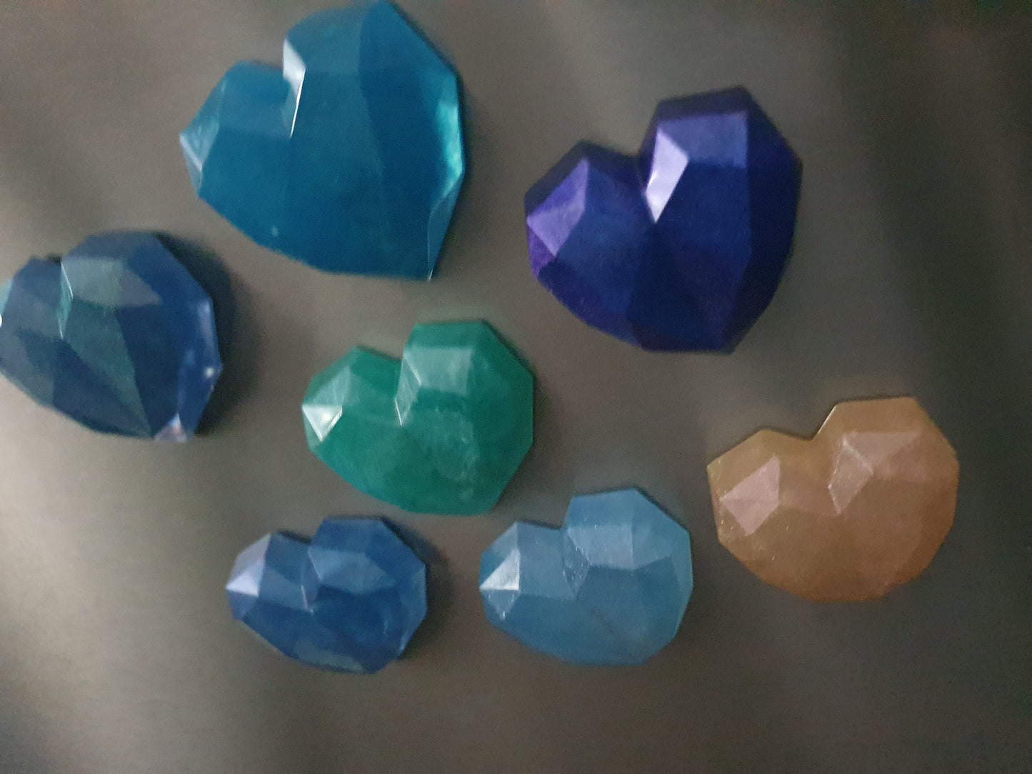 Geometric heart magnets in ocean tones