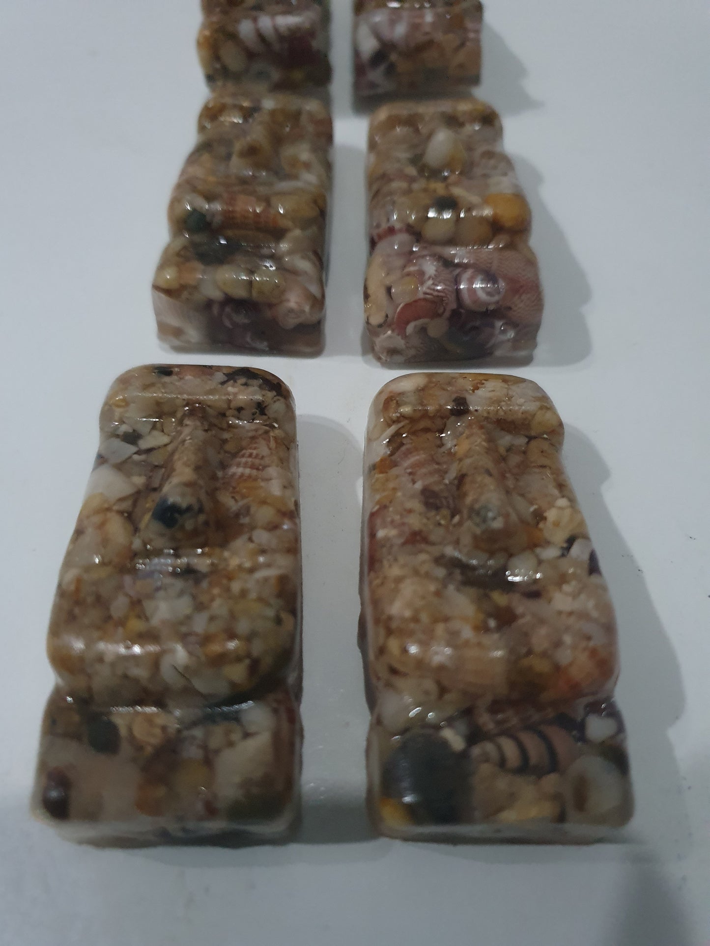 Christmas Island head magnets