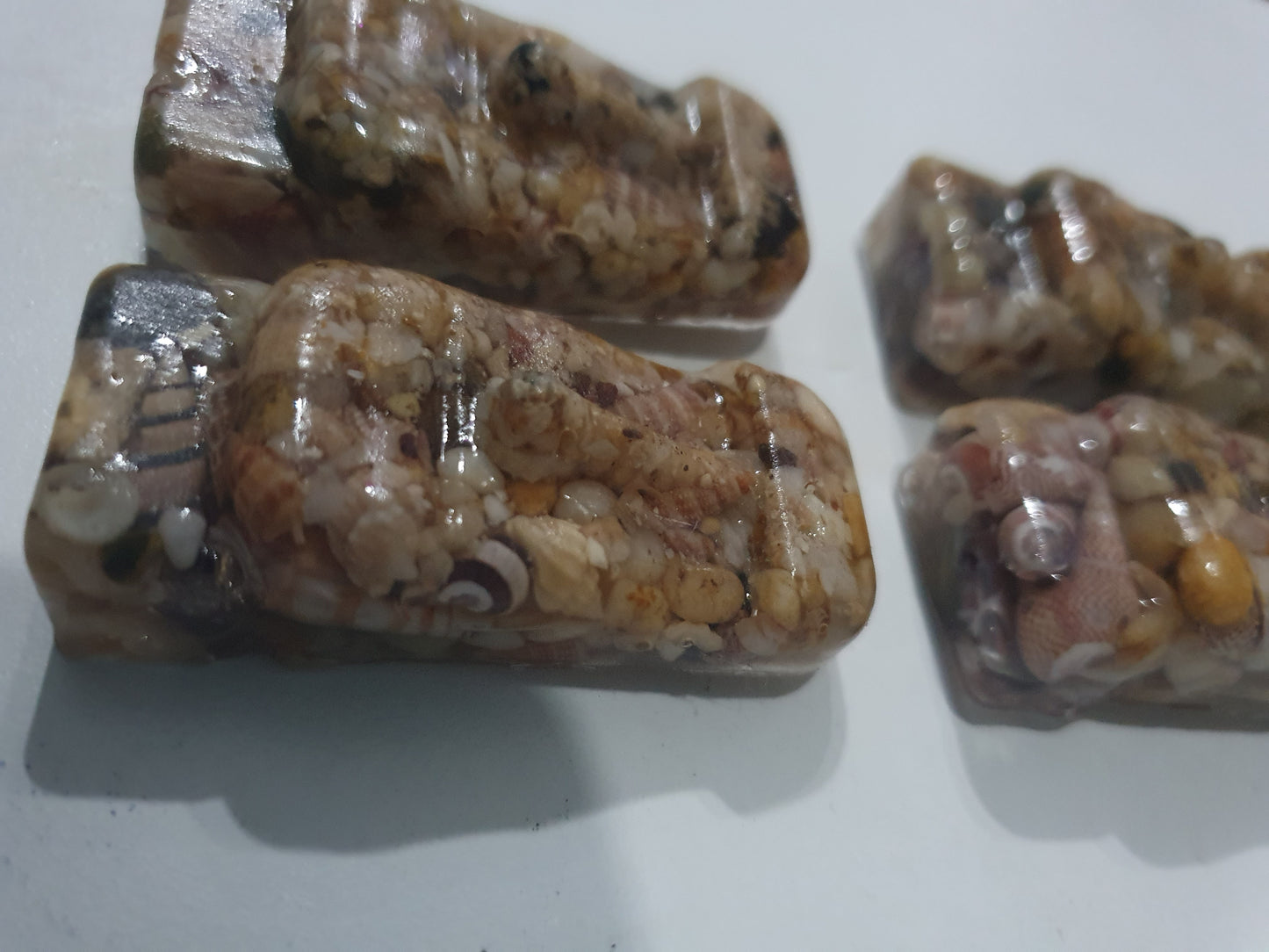 Christmas Island head magnets