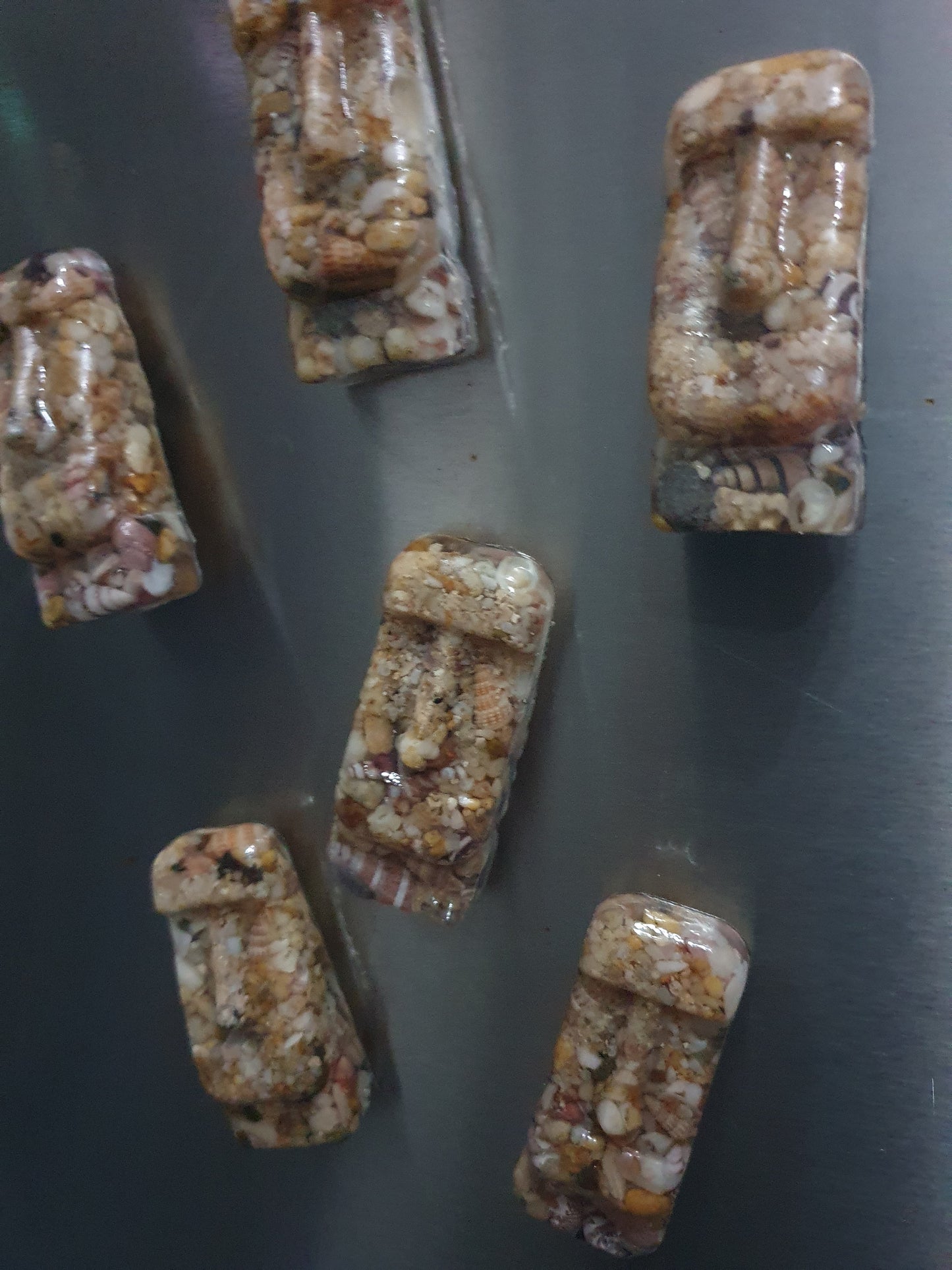 Christmas Island head magnets