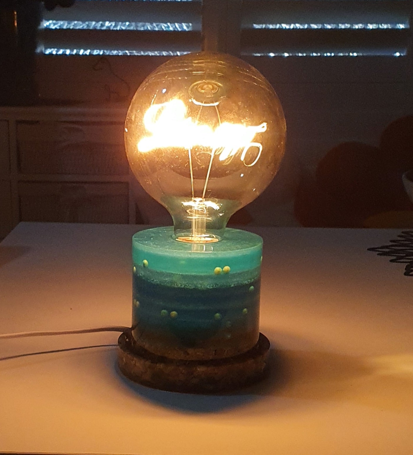 Love the turquoise blues - Round love lamp