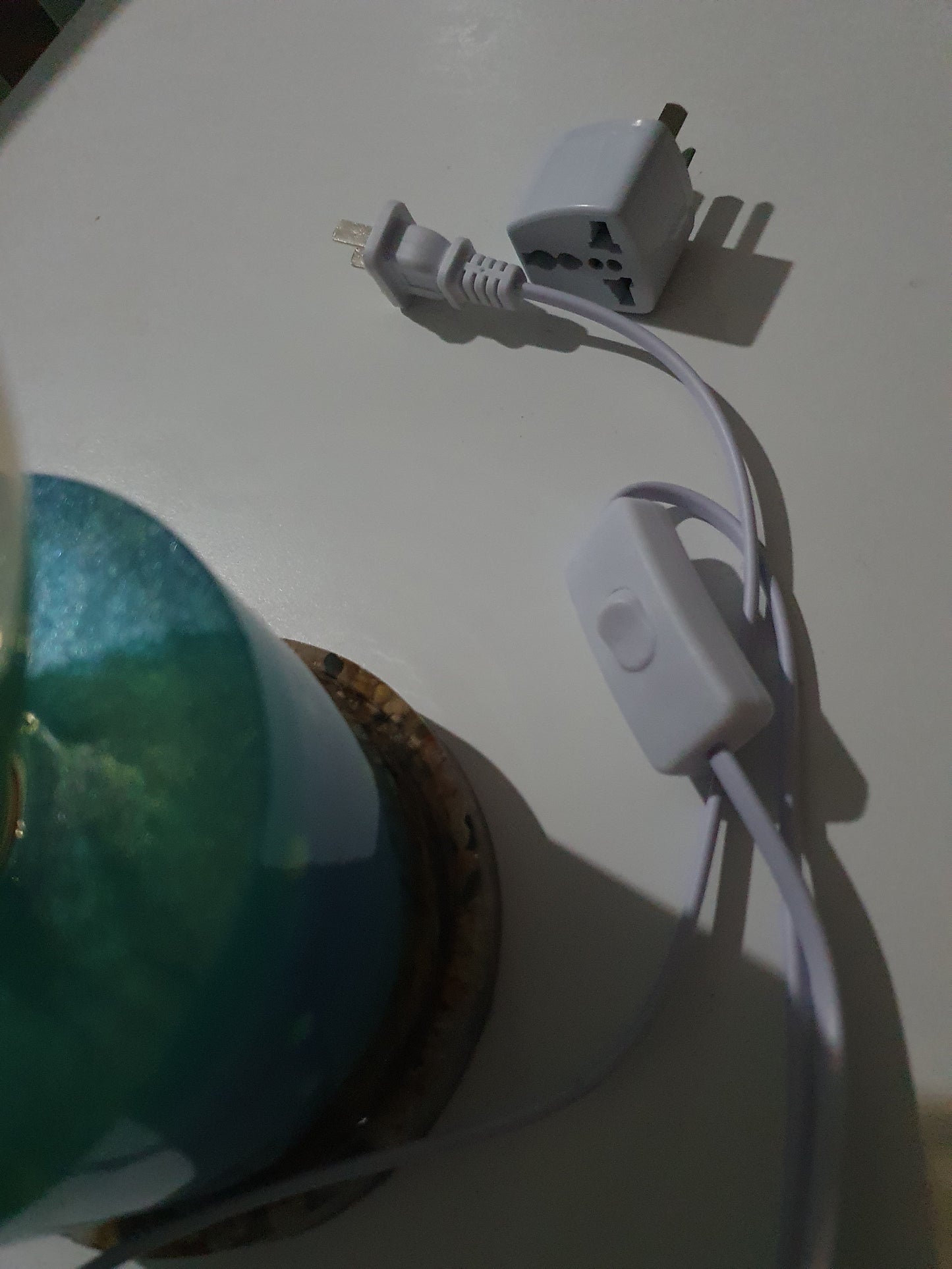Love the turquoise blues - Round love lamp