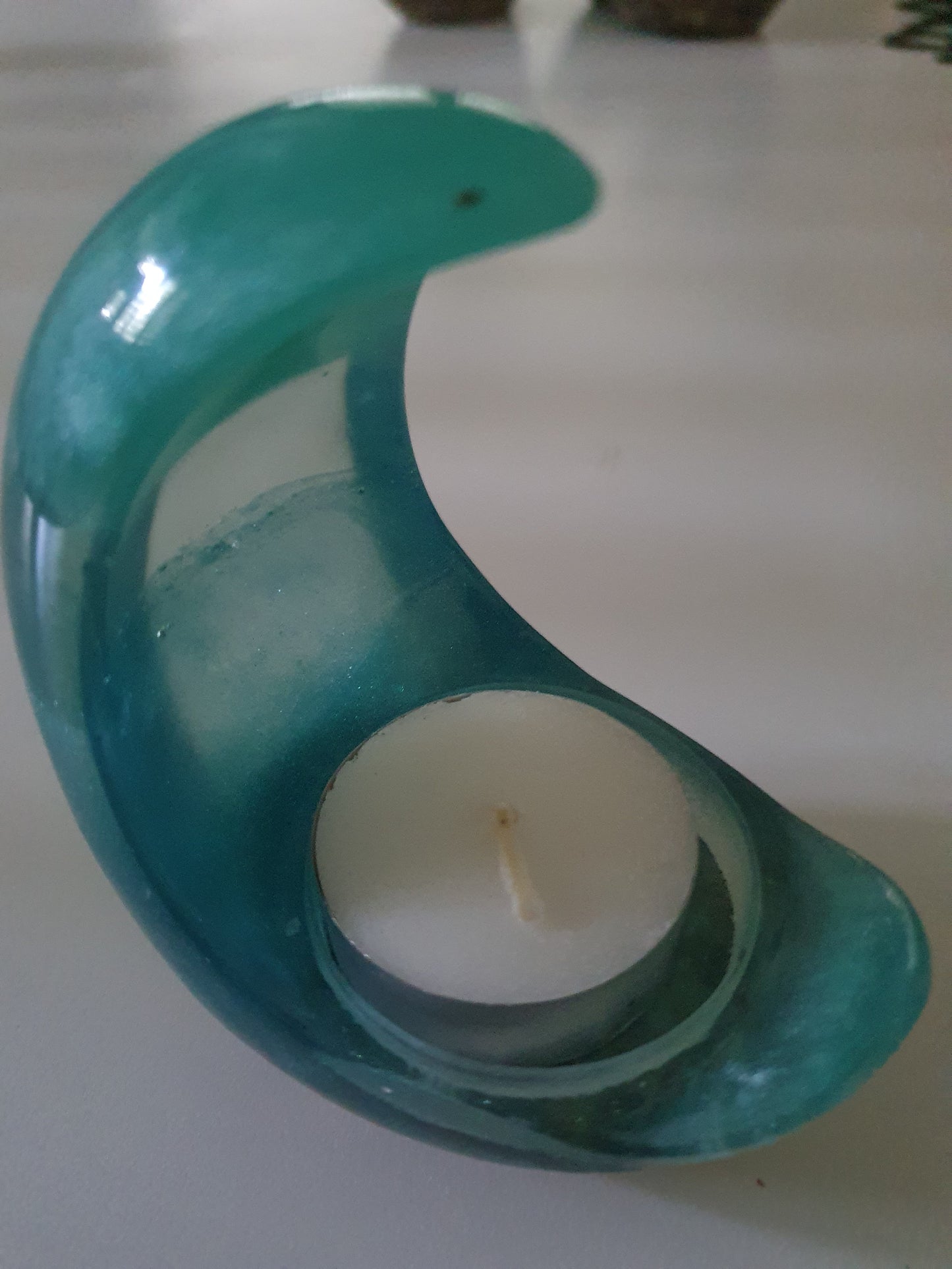 Ocean wave tealight candle holder