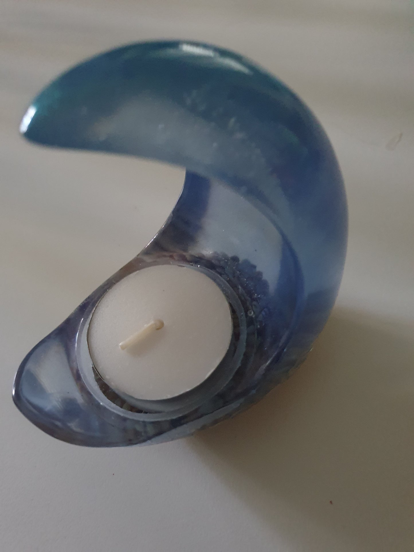Ocean wave tealight candle holder