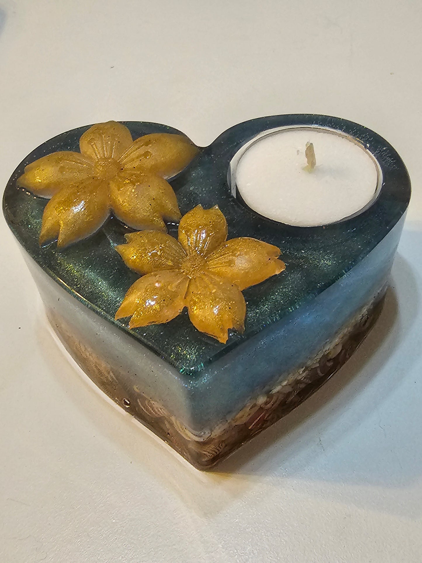 Table art - seascape tealight candle holders
