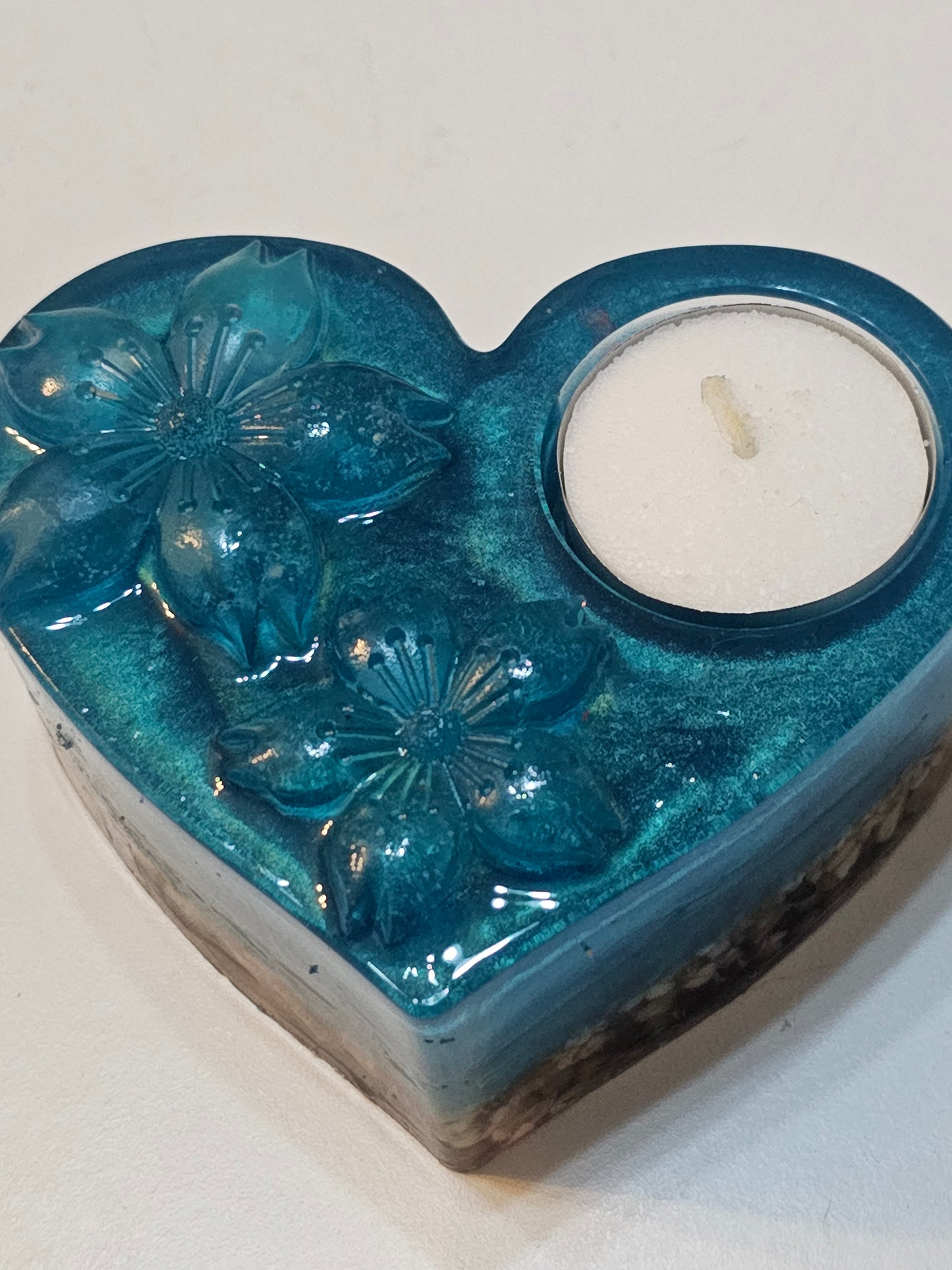 Table art - seascape tealight candle holders
