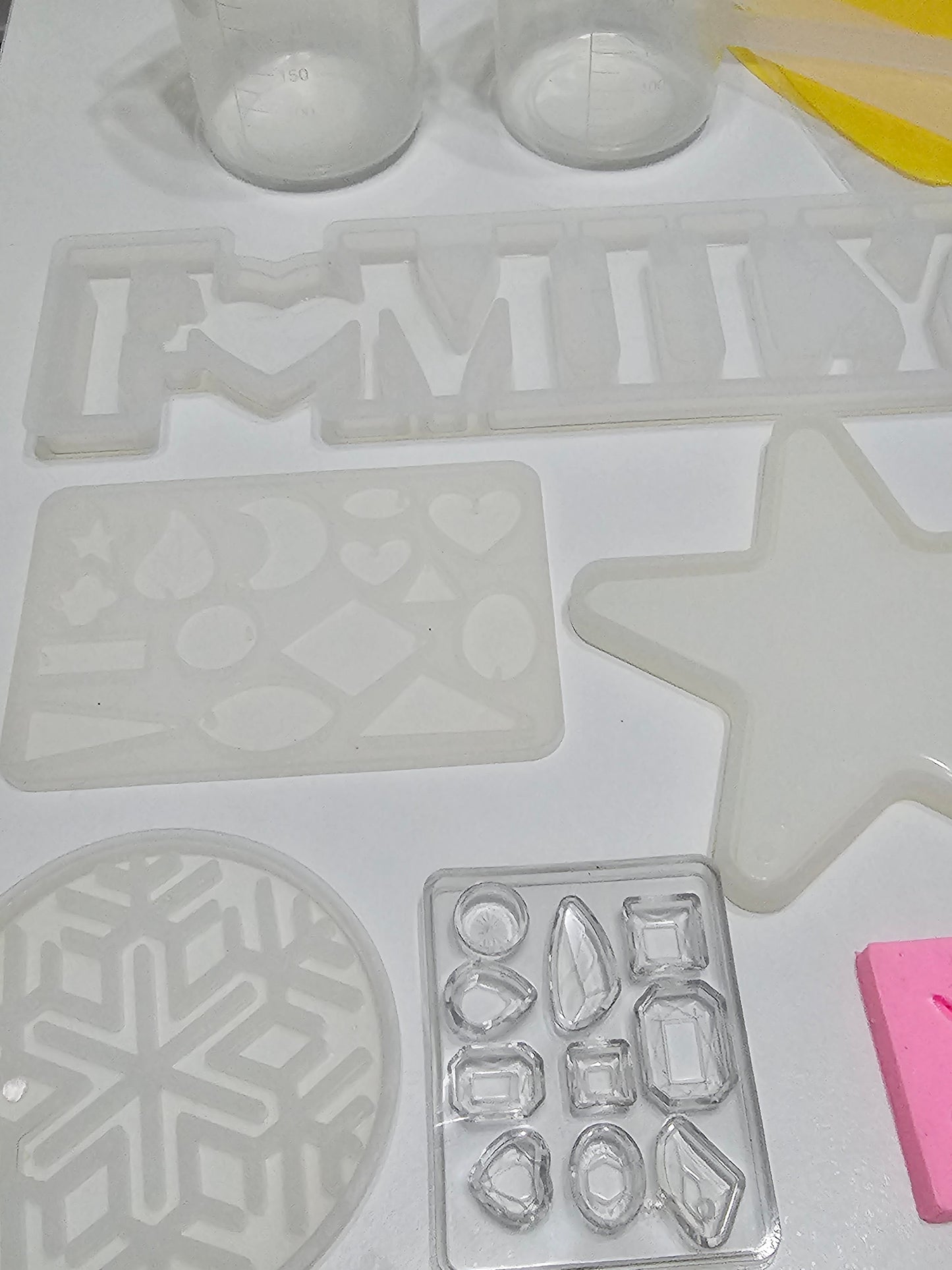 Starter kits for emerging artists