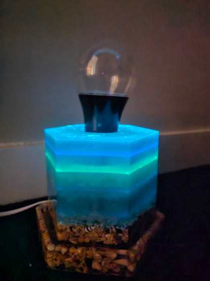 Magical transforming ocean waters lamp